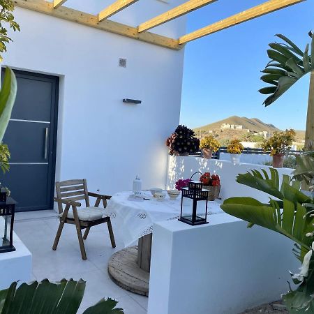 Apartamentos Madreselva Fernan Perez Екстер'єр фото