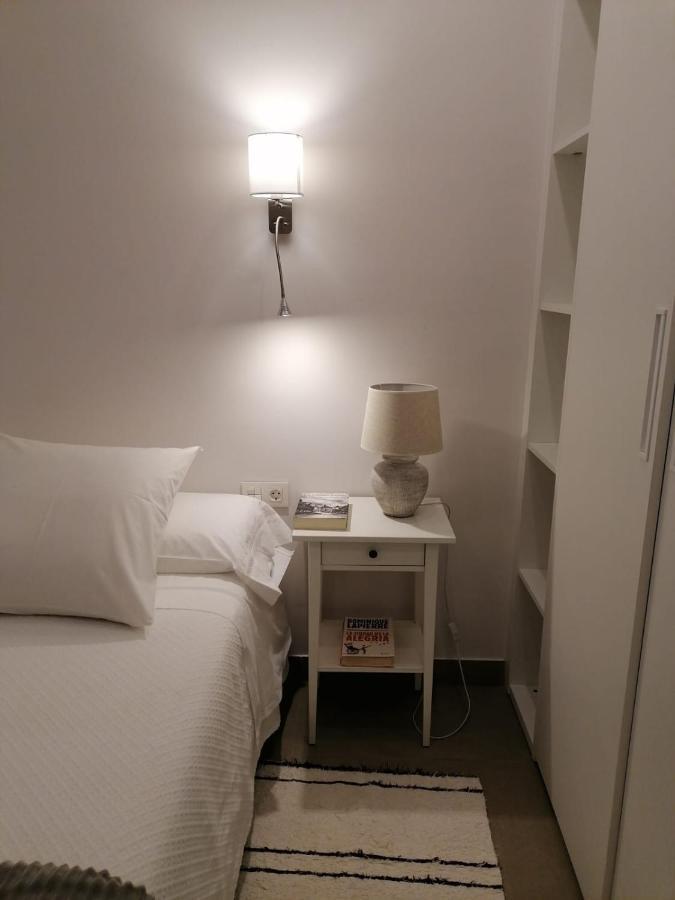 Apartamentos Madreselva Fernan Perez Екстер'єр фото