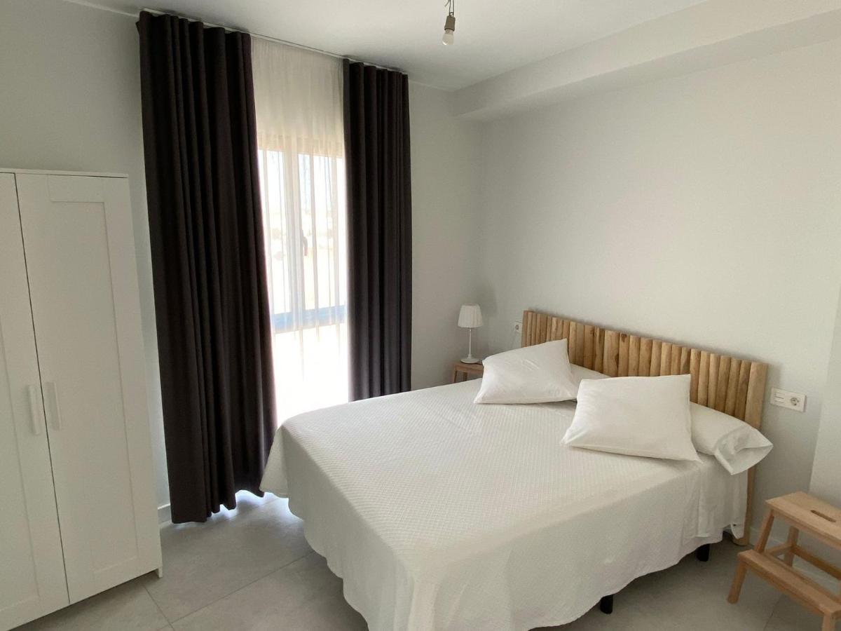 Apartamentos Madreselva Fernan Perez Екстер'єр фото